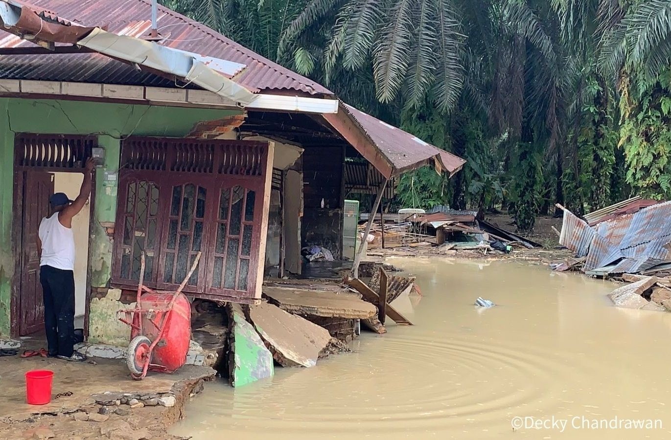 cd061e8cb0c48dcfa456e1eabed20a94-1765068787.jpg cd061e8cb0c48dcfa456e1eabed20a94-1765068787.jpg